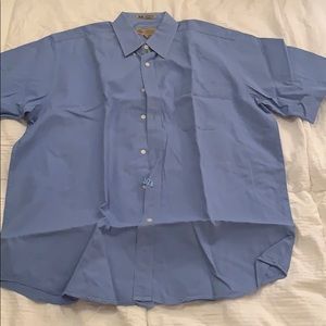 light blue short sleeve shirt